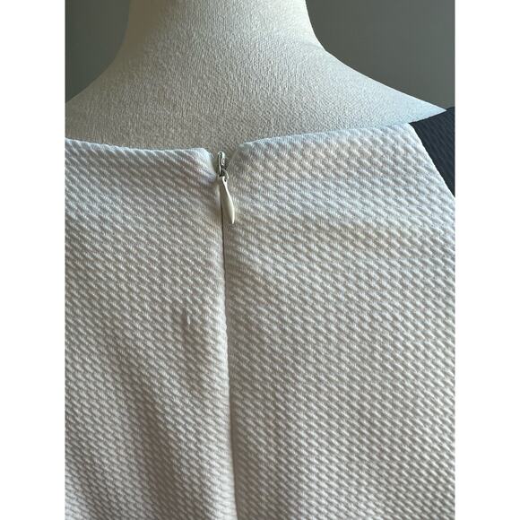 R&K Red Black and White Stretch Midi Sleeve Sheath Career Formal Dress Size 18 - Picture 6 of 11